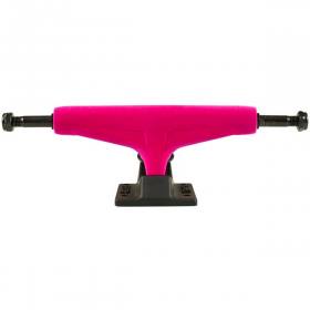 7.875" Tensor 5.25 Reg Mag Light Velvet Trucks - Crimson/Black